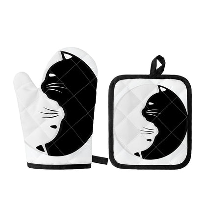 Black And White Cat Yin Yang Print Oven Mitt And Pot Holder Set