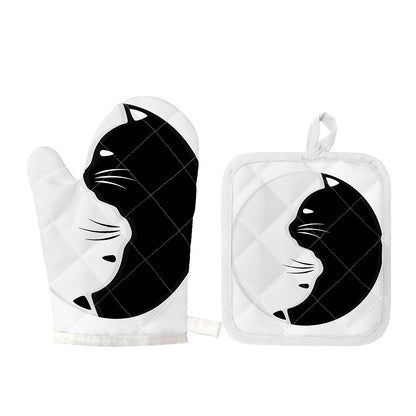 Black And White Cat Yin Yang Print Oven Mitt And Pot Holder Set