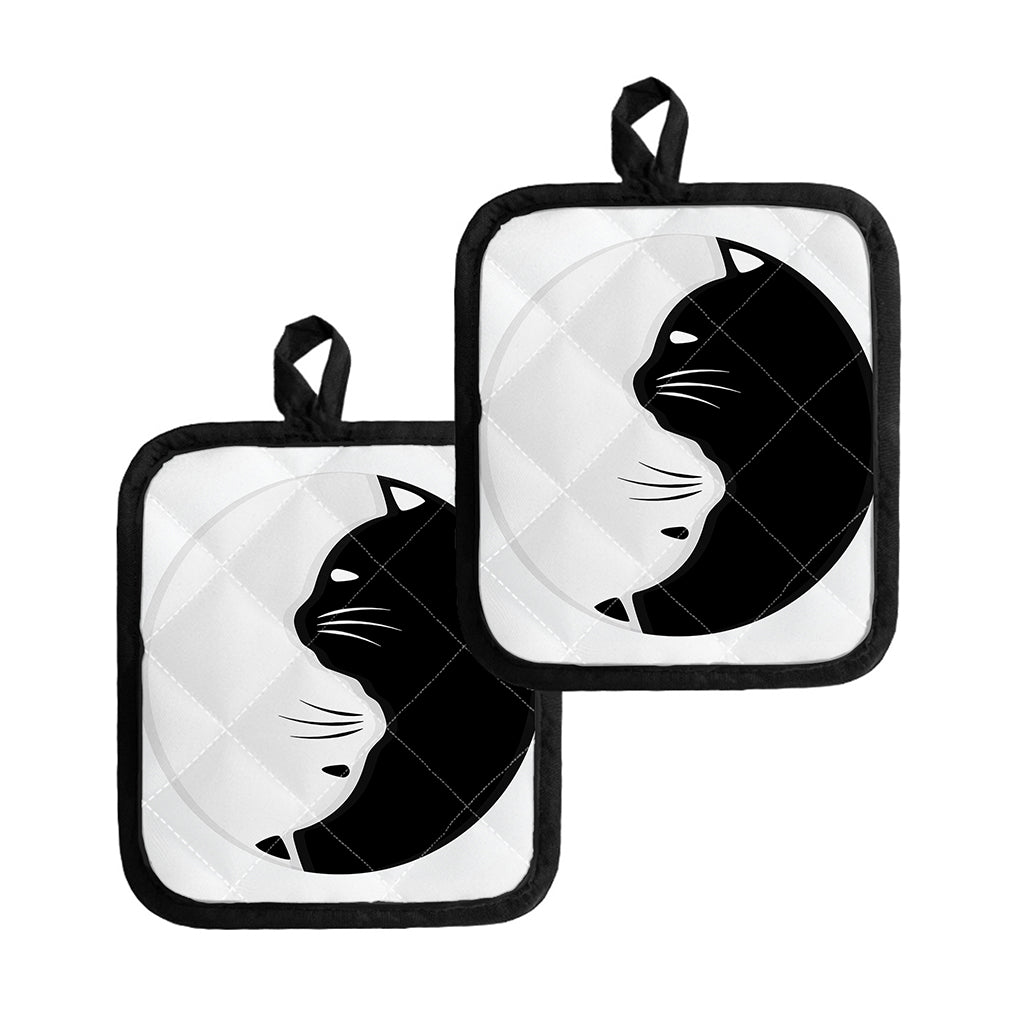 Black And White Cat Yin Yang Print Pot Holders