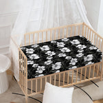 Black And White Cattleya Pattern Print Baby Crib Sheet