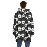 Black And White Cattleya Pattern Print Hoodie Blanket