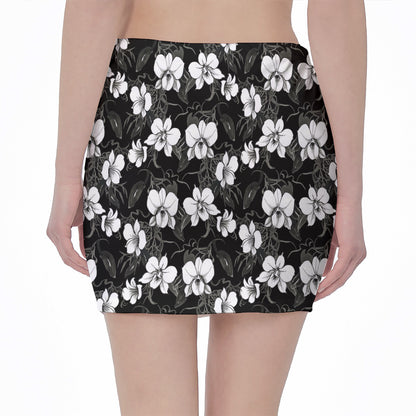Black And White Cattleya Pattern Print Pencil Mini Skirt