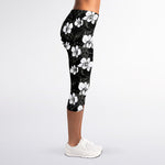 Black And White Cattleya Pattern Print Women's Capri Leggings