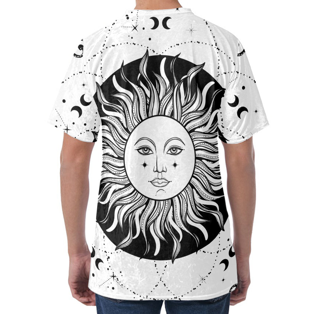 Black And White Celestial Sun Print Men's Velvet T-Shirt