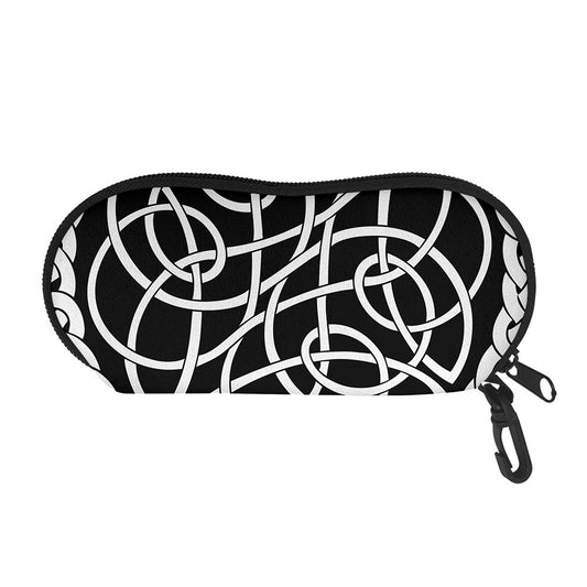 Black And White Celtic Knot Print Glasses Case