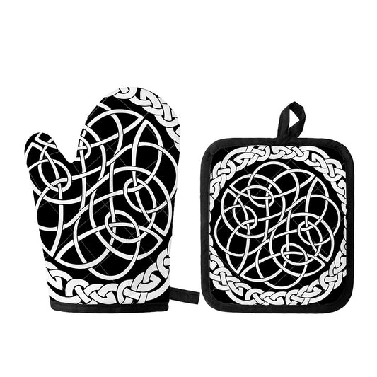 Black And White Celtic Knot Print Oven Mitt And Pot Holder Set