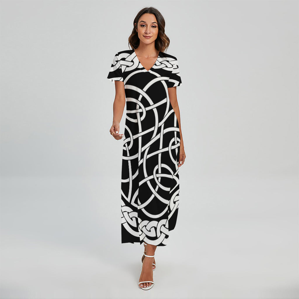 Black And White Celtic Knot Print Short Sleeve Maxi Dress