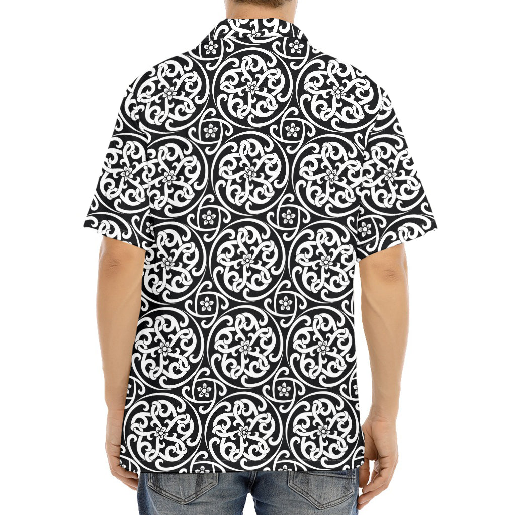 Black And White Celtic Pattern Print Aloha Shirt