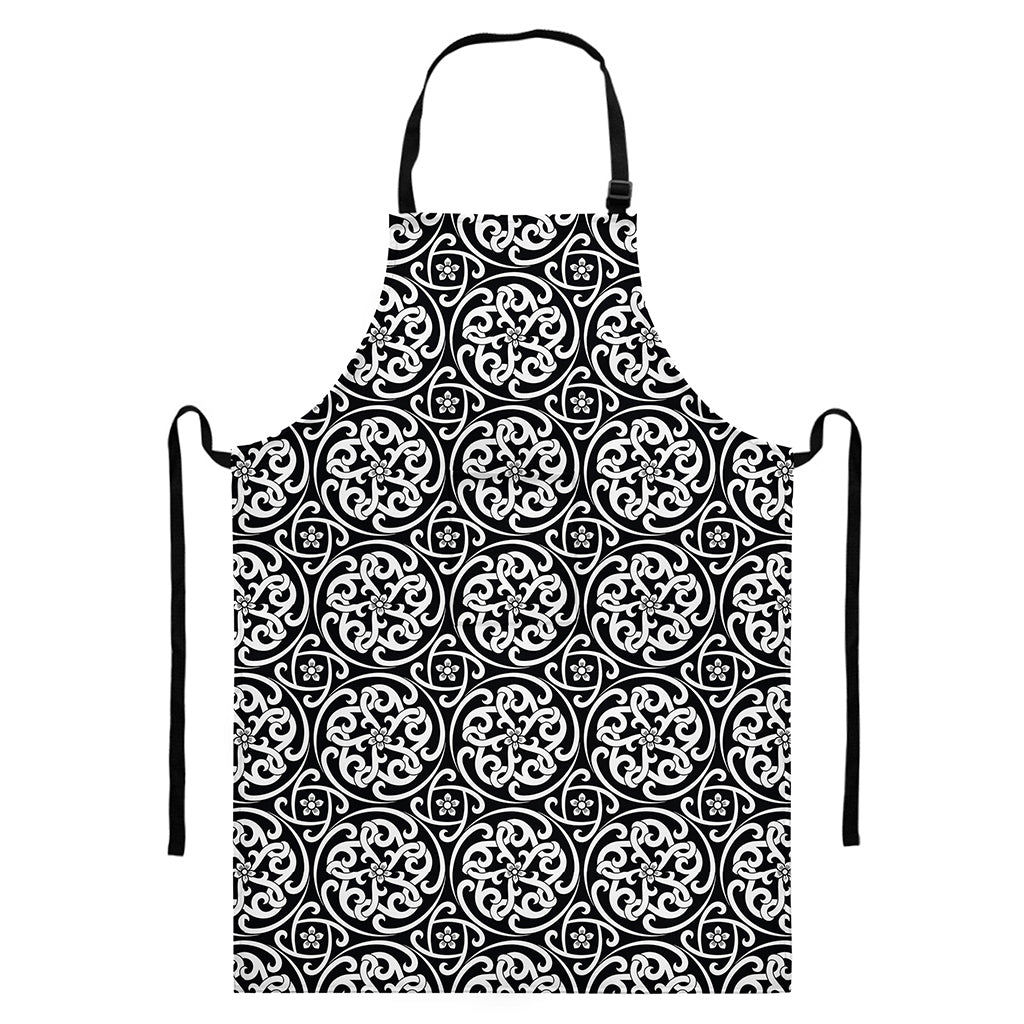 Black And White Celtic Pattern Print Bib Apron With Pocket