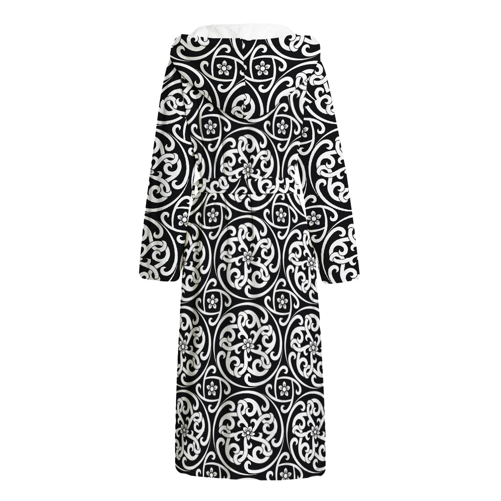 Black And White Celtic Pattern Print Hooded Bathrobe