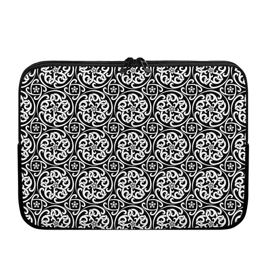 Black And White Celtic Pattern Print Laptop Sleeve