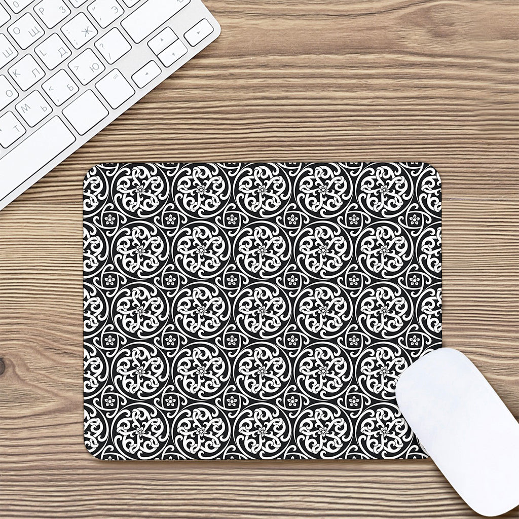 Black And White Celtic Pattern Print Mouse Pad