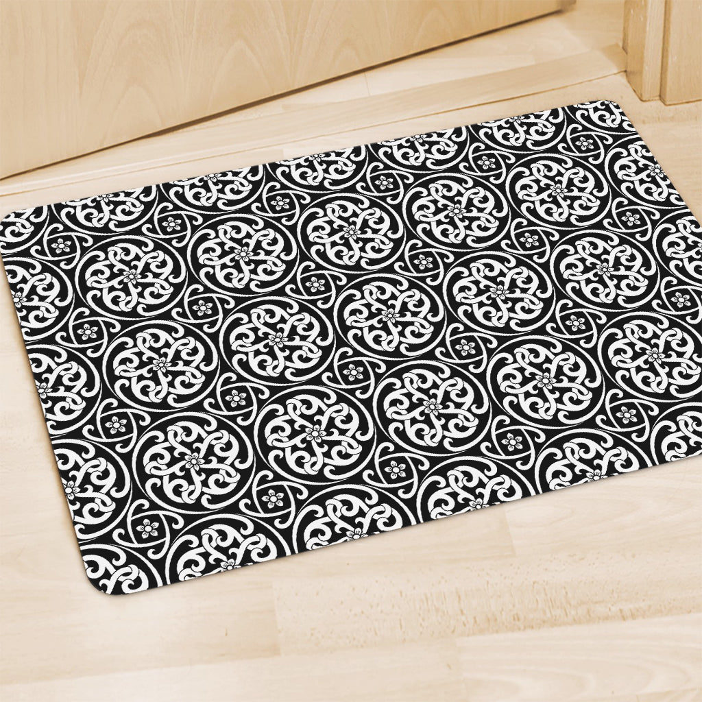 Black And White Celtic Pattern Print Polyester Doormat