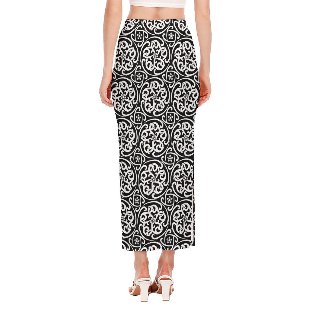 Black And White Celtic Pattern Print Side Slit Maxi Skirt