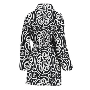 Black And White Celtic Pattern Print Women's Bathrobe