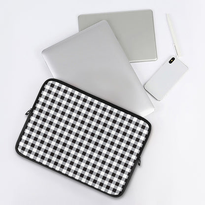 Black And White Check Pattern Print Laptop Sleeve