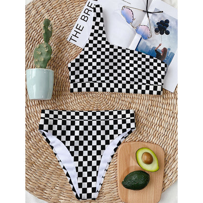 Black And White Checkered Pattern Print One Shoulder Bikini Top