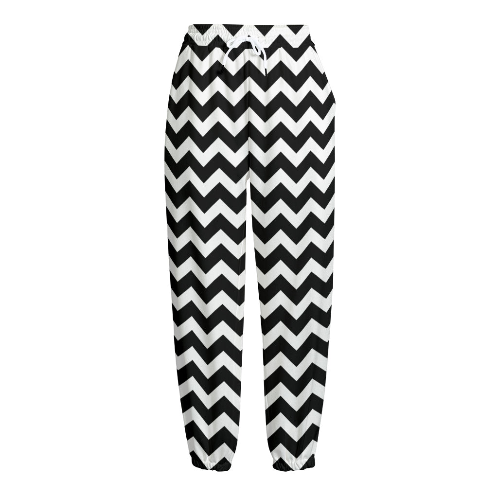 Black And White Chevron Pattern Print Fleece Lined Knit Pants