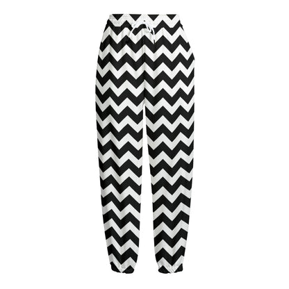 Black And White Chevron Pattern Print Fleece Lined Knit Pants