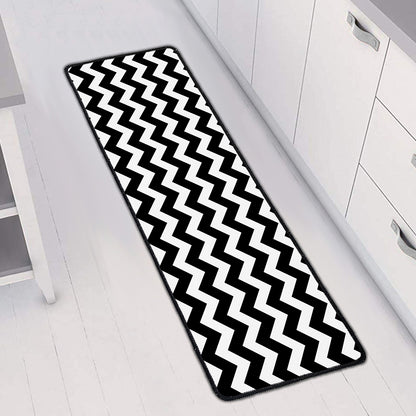 Black And White Chevron Pattern Print Long Kitchen Mat