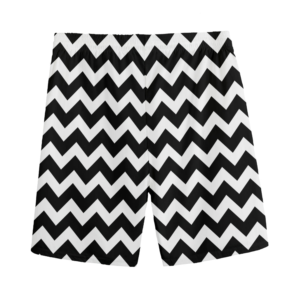 Black And White Chevron Pattern Print Men's Sports Shorts