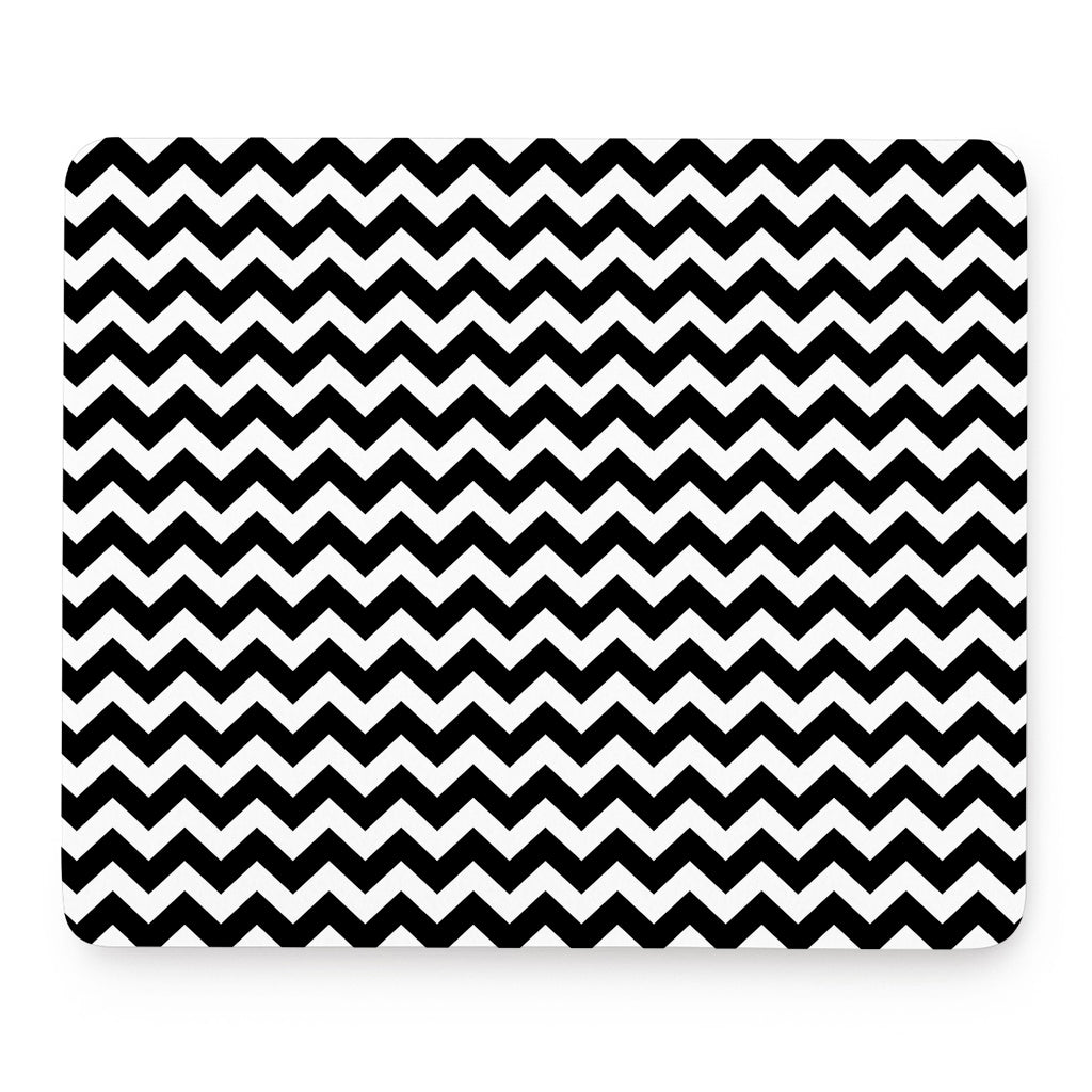 Black And White Chevron Pattern Print Mouse Pad