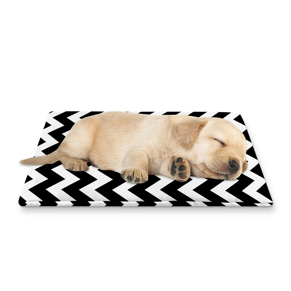Black And White Chevron Pattern Print Pet Cooling Mat Cover