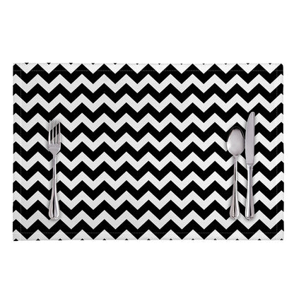 Black And White Chevron Pattern Print Placemat