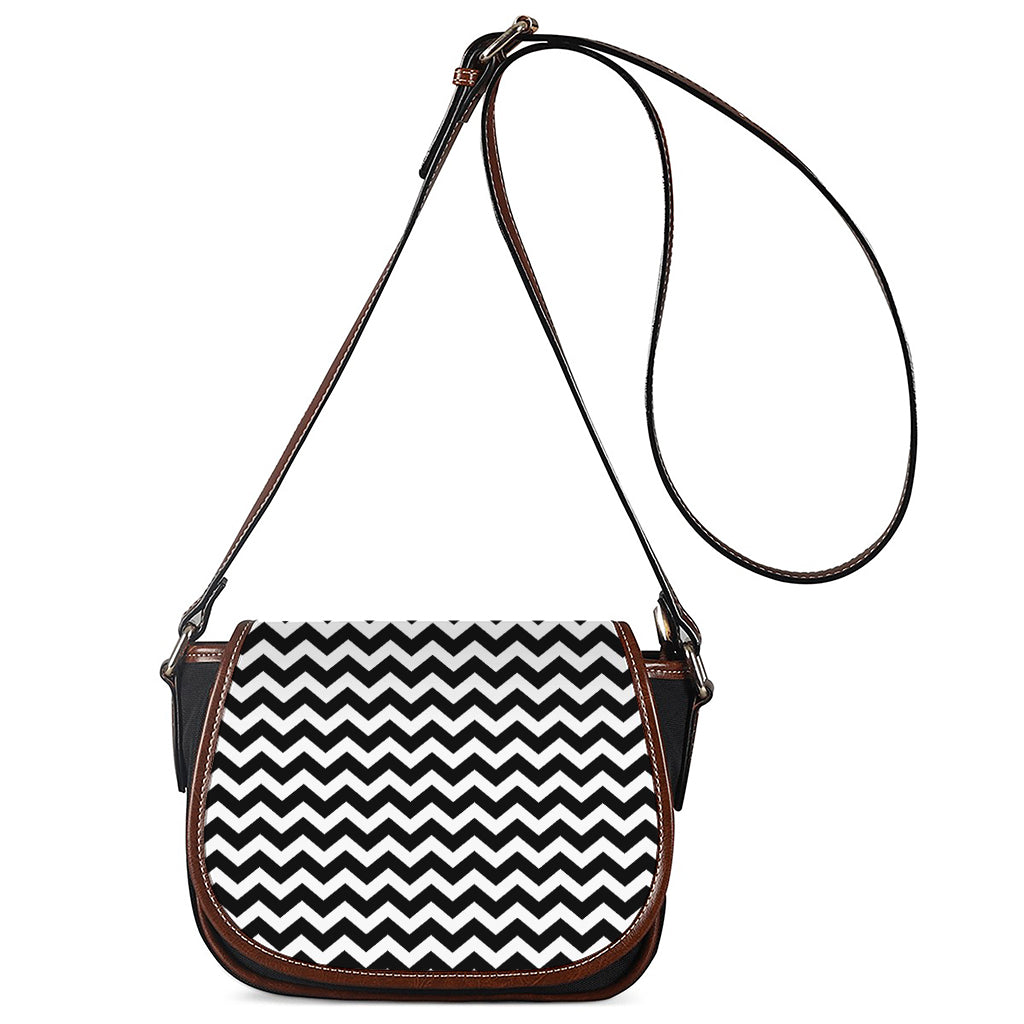 Black And White Chevron Pattern Print Saddle Bag