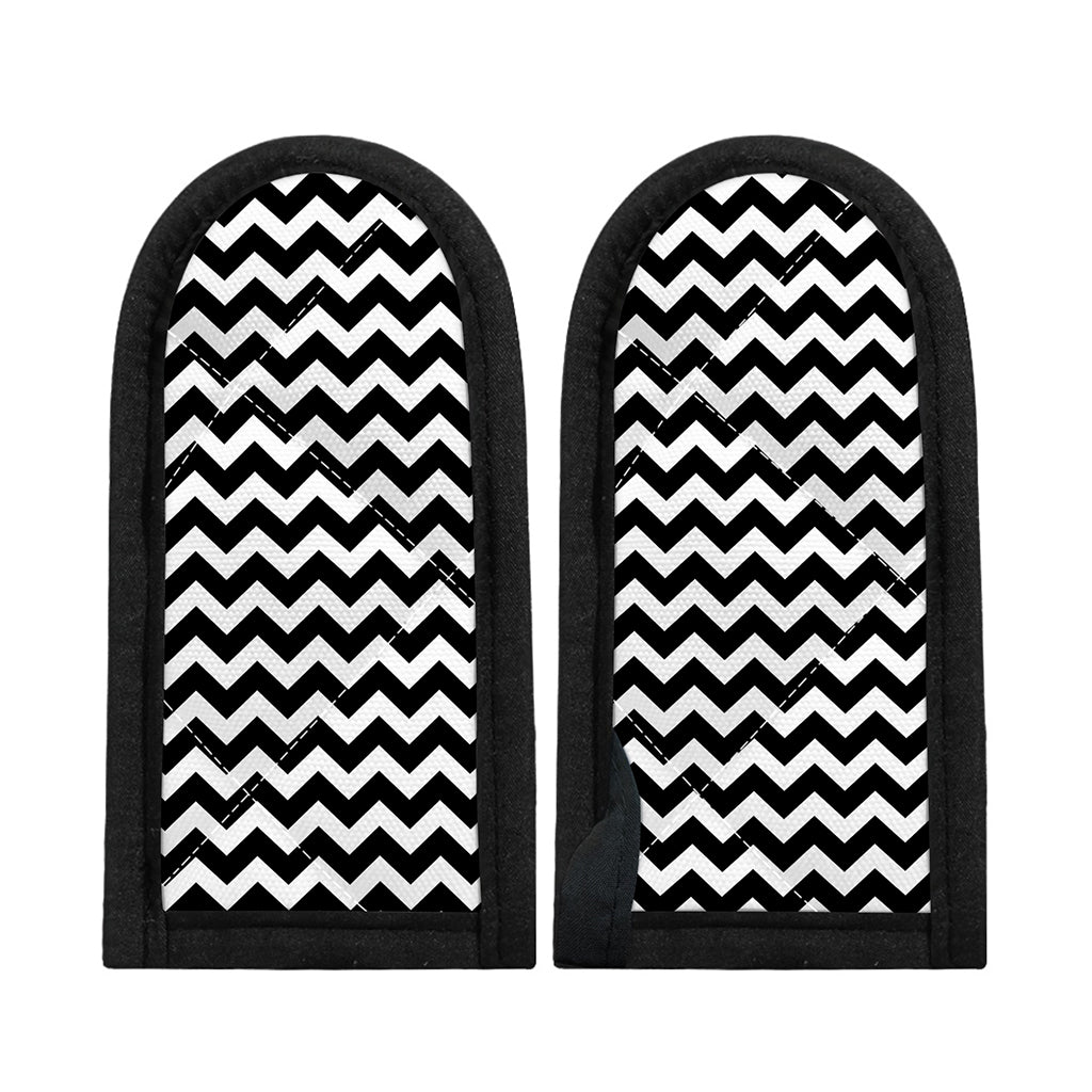 Black And White Chevron Pattern Print Skillet Handle Cover