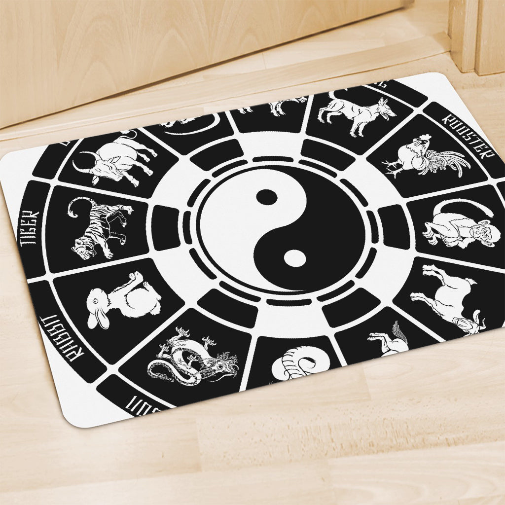 Black And White Chinese Zodiac Print Polyester Doormat