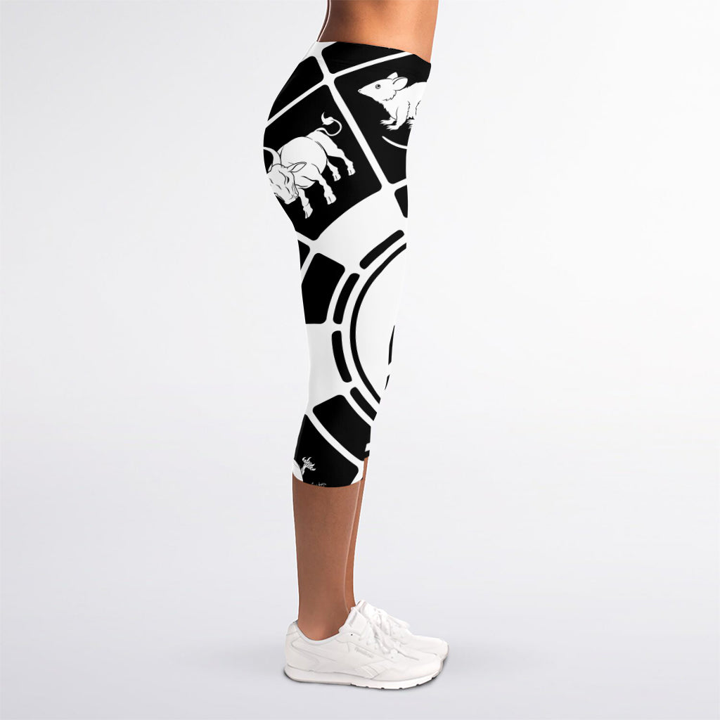 Black And White Chinese Zodiac Print Women's Capri Leggings