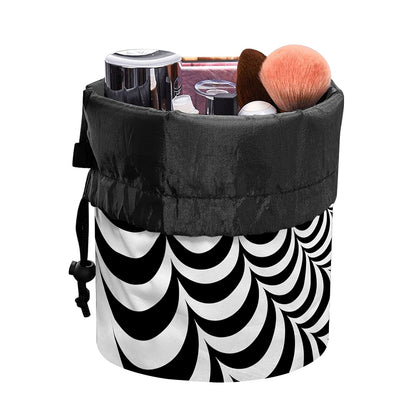 Black And White Circle Illusion Print Drawstring Makeup Bag