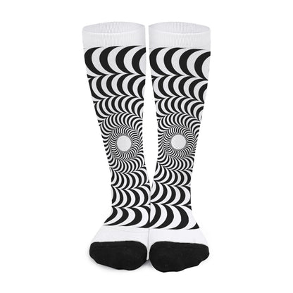 Black And White Circle Illusion Print Long Socks