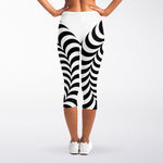 Black And White Circle Illusion Print Women's Capri Leggings