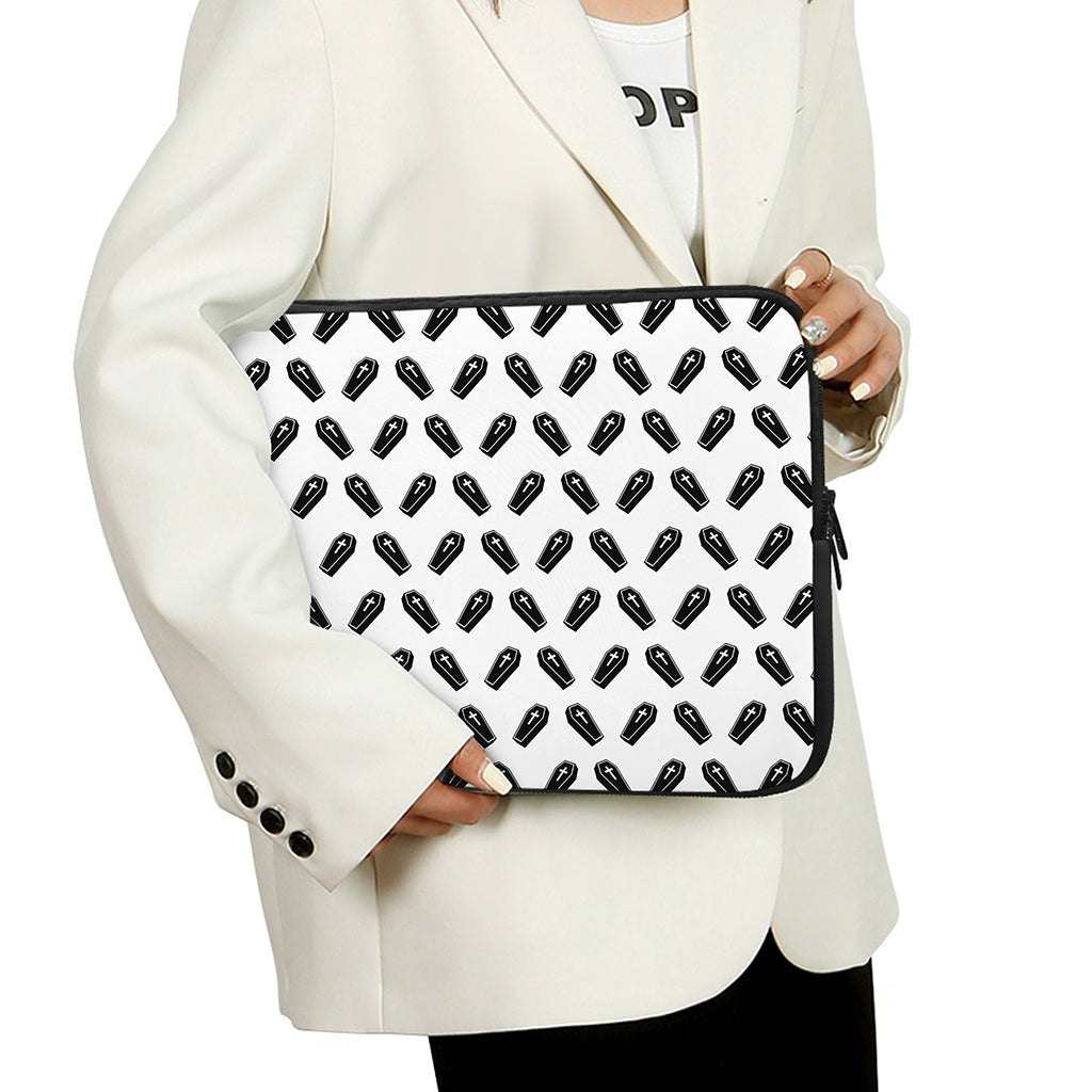 Black And White Coffin Pattern Print Laptop Sleeve