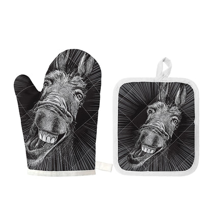 Black And White Crazy Donkey Print Oven Mitt And Pot Holder Set