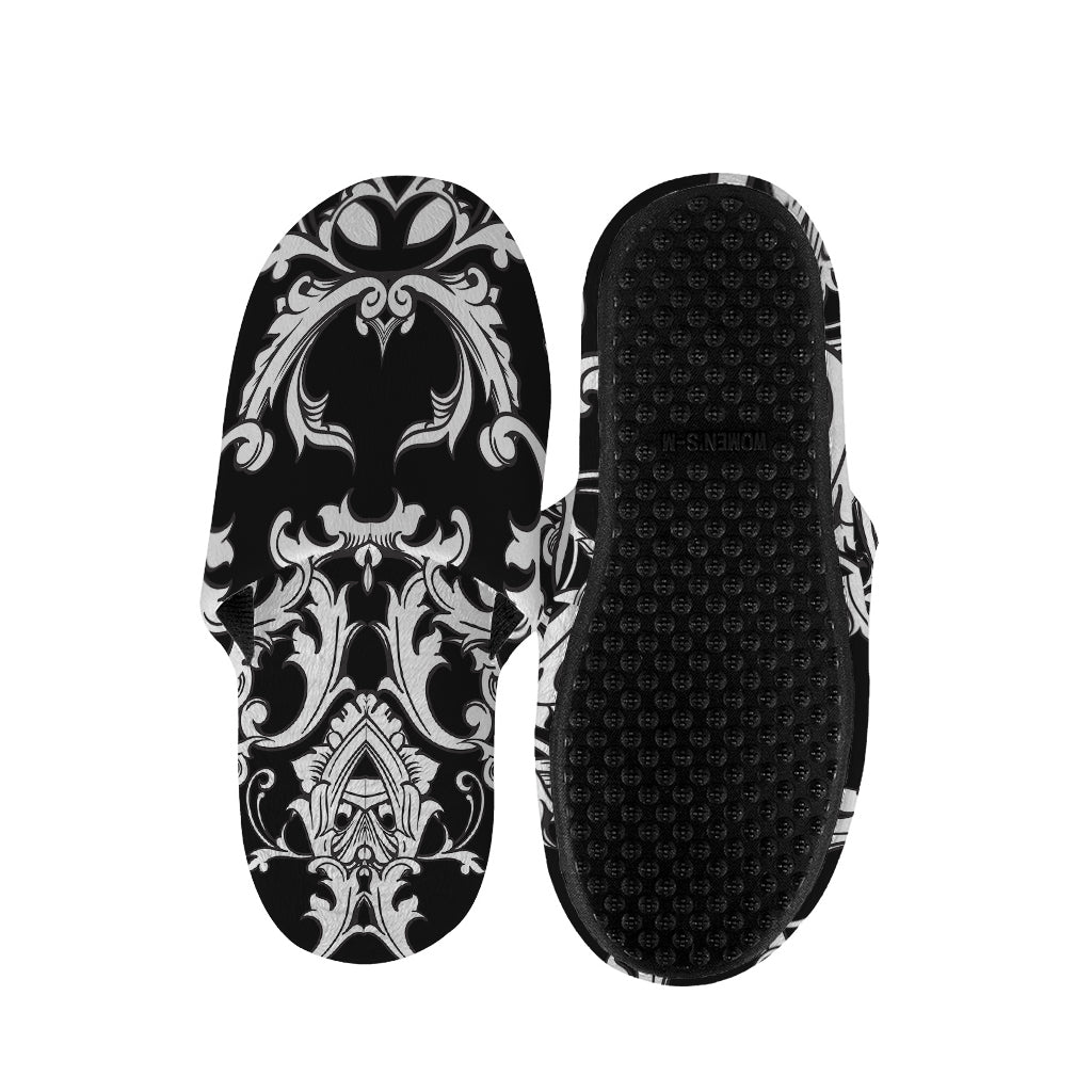 Black And White Damask Pattern Print Slippers