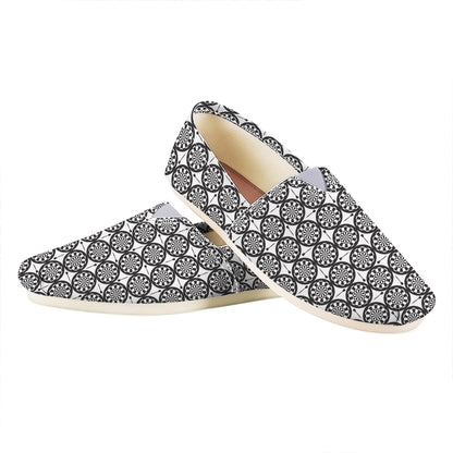 Black And White Dartboard Pattern Print Casual Shoes