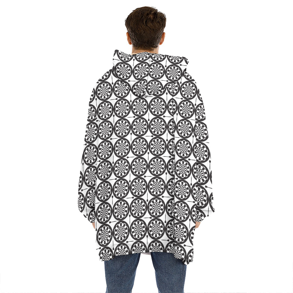 Black And White Dartboard Pattern Print Hoodie Blanket