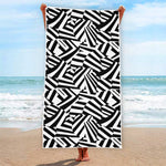 Black And White Dazzle Pattern Print Beach Towel