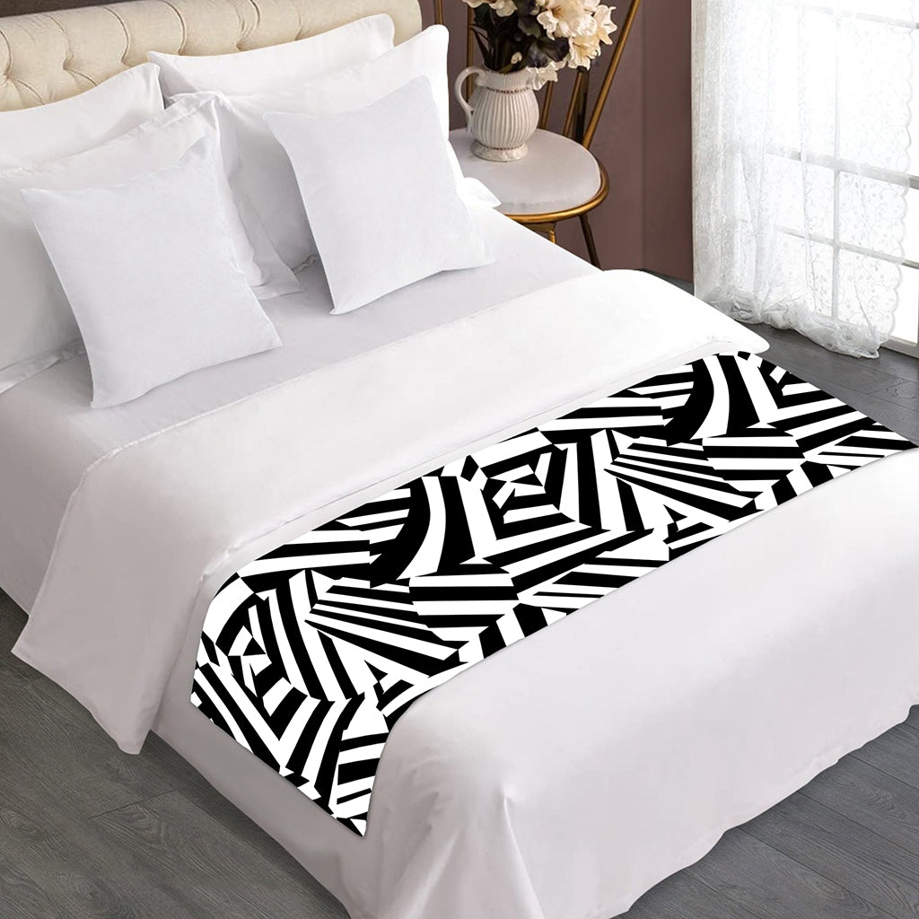 Black And White Dazzle Pattern Print Bed Runner