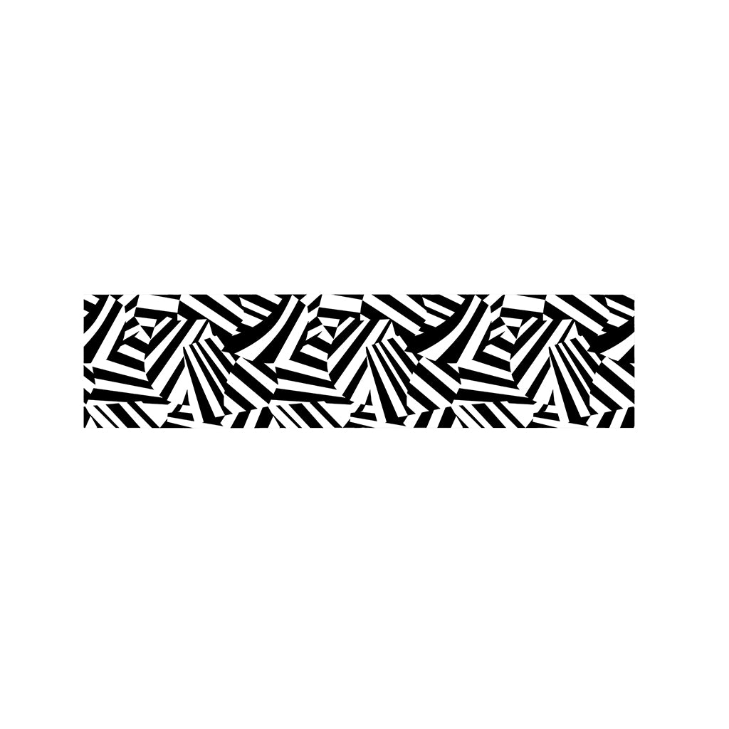 Black And White Dazzle Pattern Print Bed Runner
