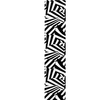 Black And White Dazzle Pattern Print Table Runner