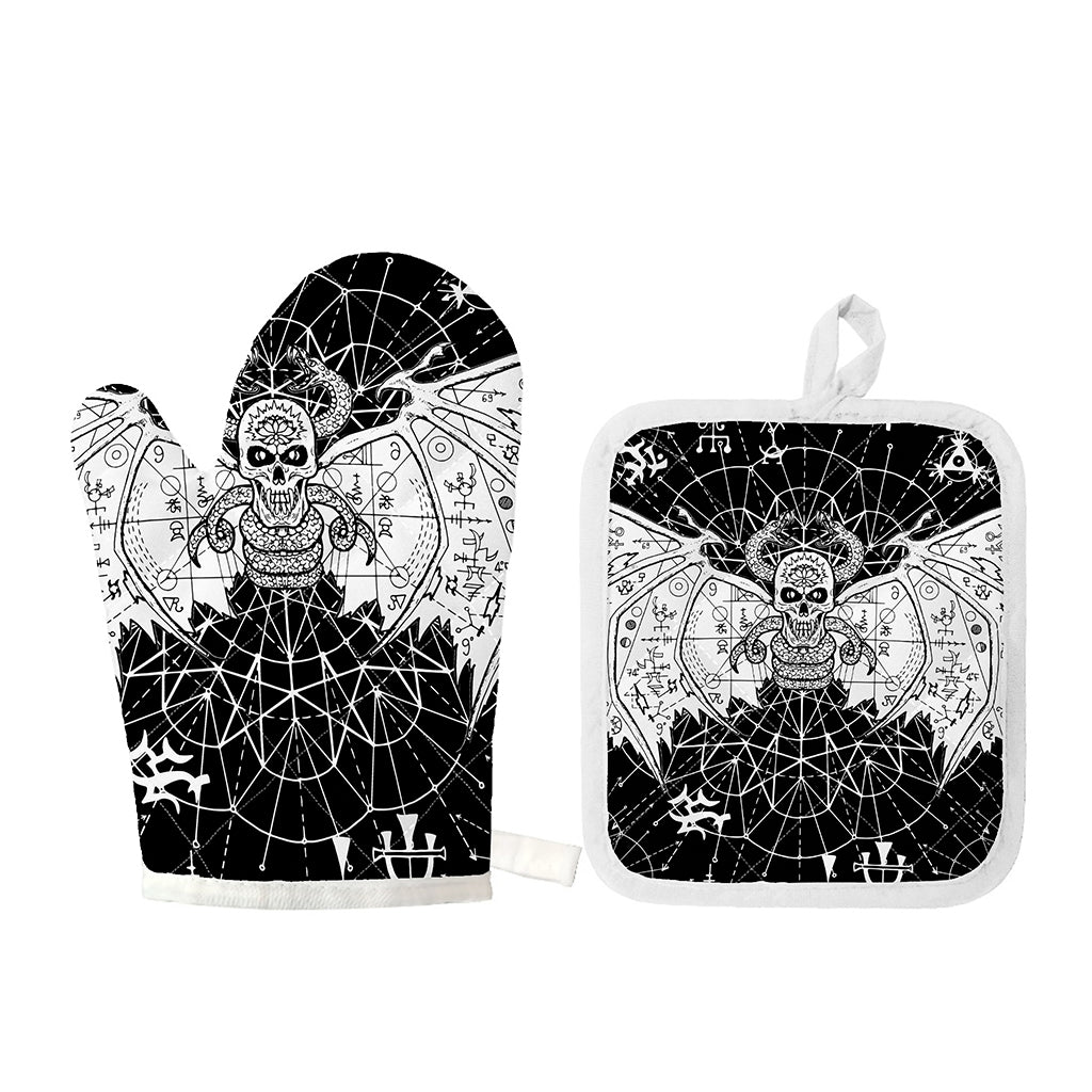 Black And White Demon Wicca Print Oven Mitt And Pot Holder Set
