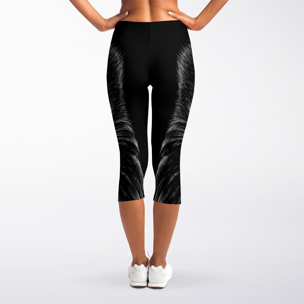 Black And White Eagle Print Women's Capri Leggings