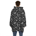 Black And White Egyptian Pattern Print Hoodie Blanket