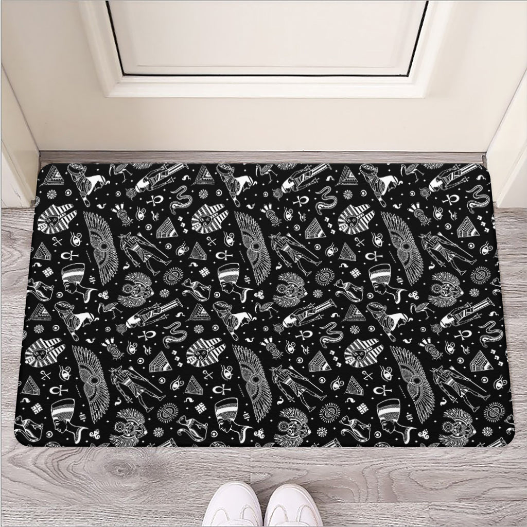 Black And White Egyptian Pattern Print Rubber Doormat