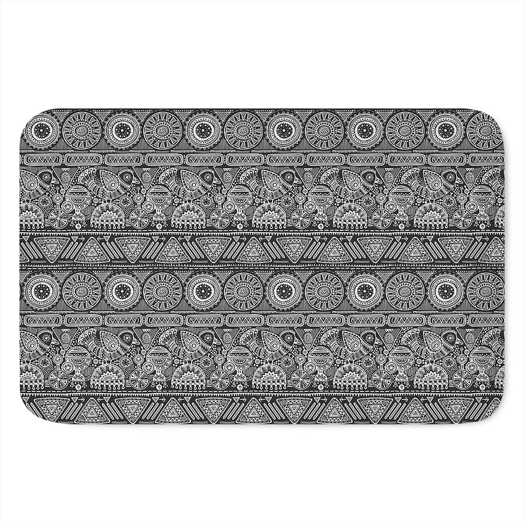 Black And White Ethnic Pattern Print Indoor Door Mat