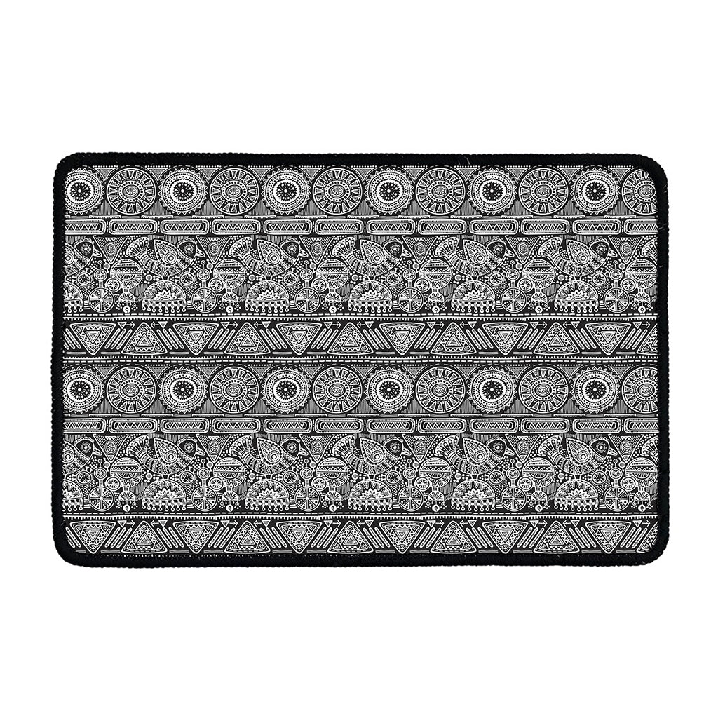 Black And White Ethnic Pattern Print Kitchen Mat